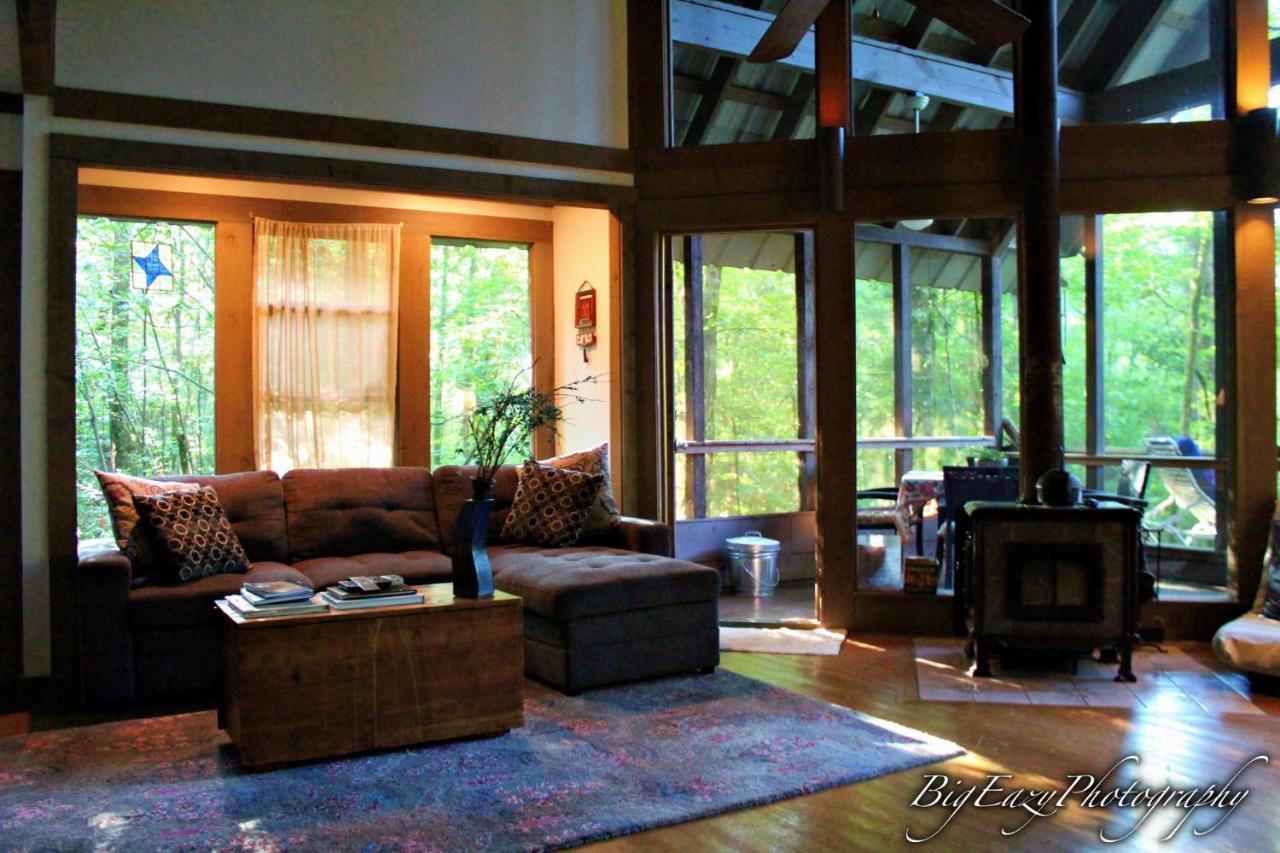 The River Chalet Folsom Bilik gambar